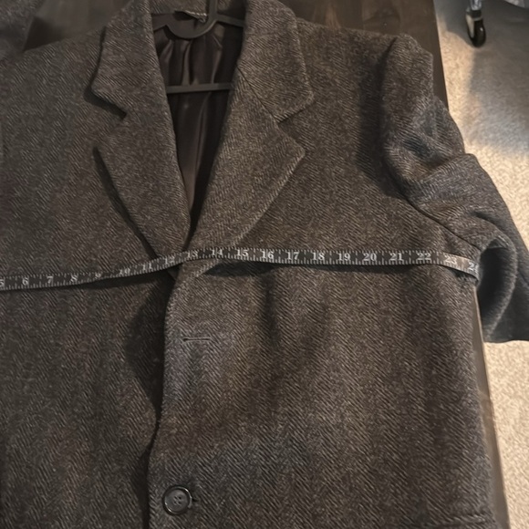 Towncraft Vintage Gray Herringbone Wool Dress Coat 3 Button Size 42 - Picture 7 of 8